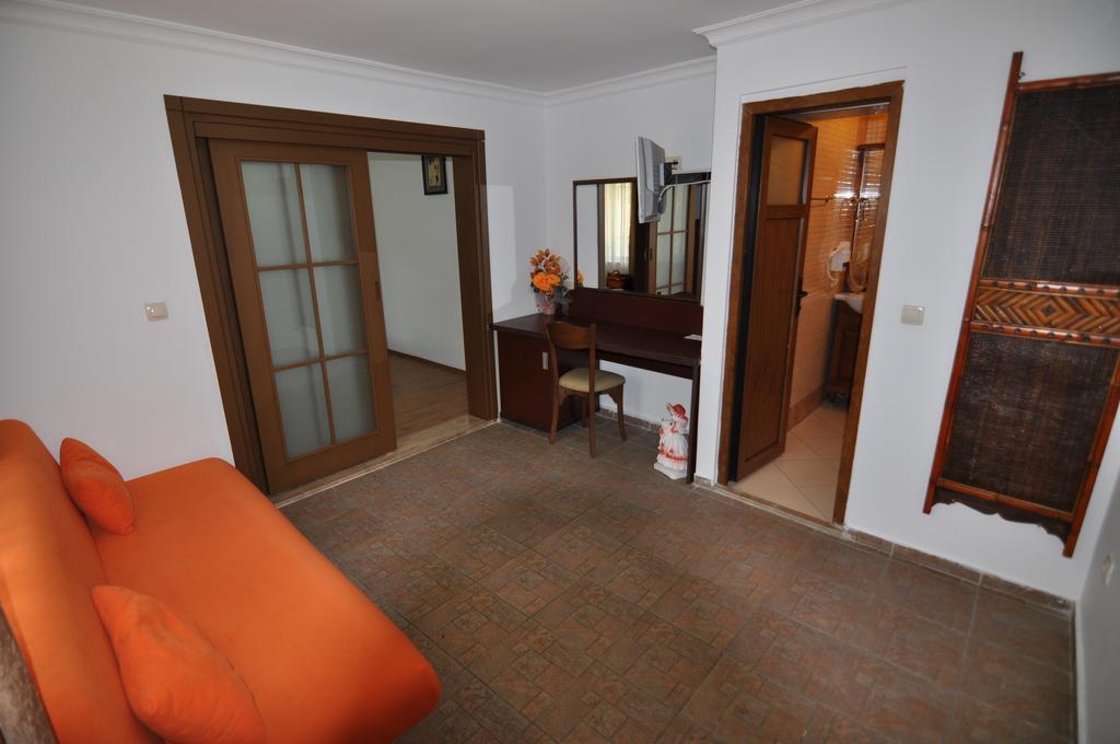 Longhouse Inn Hotel Dalyan Rom bilde