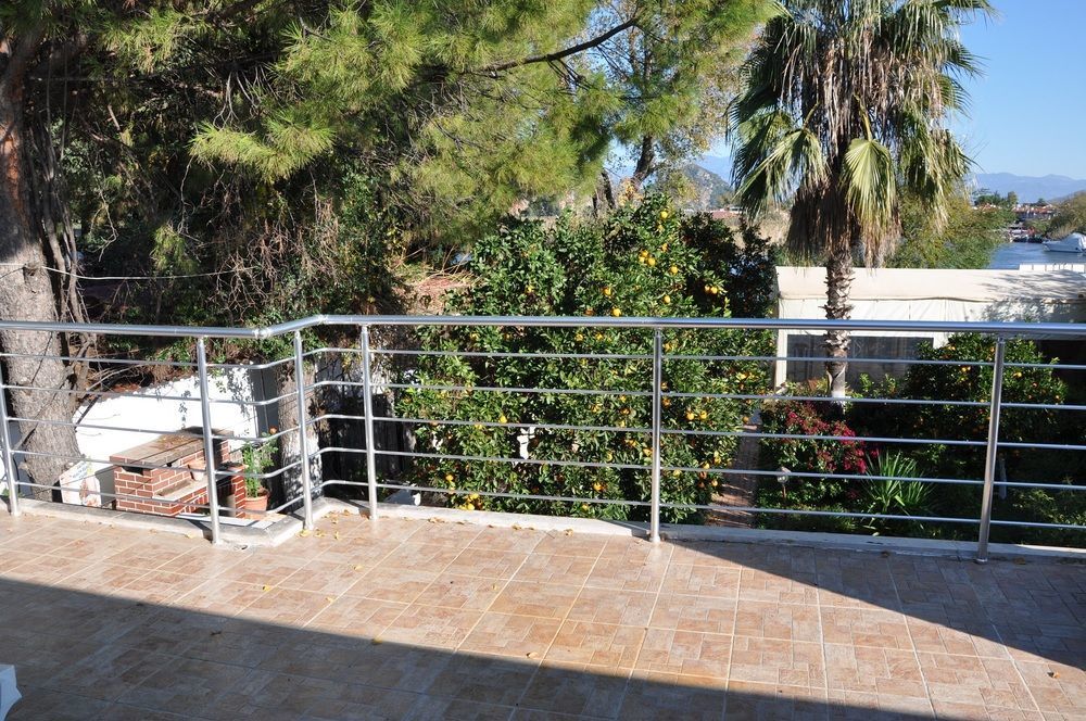Longhouse Inn Hotel Dalyan Eksteriør bilde